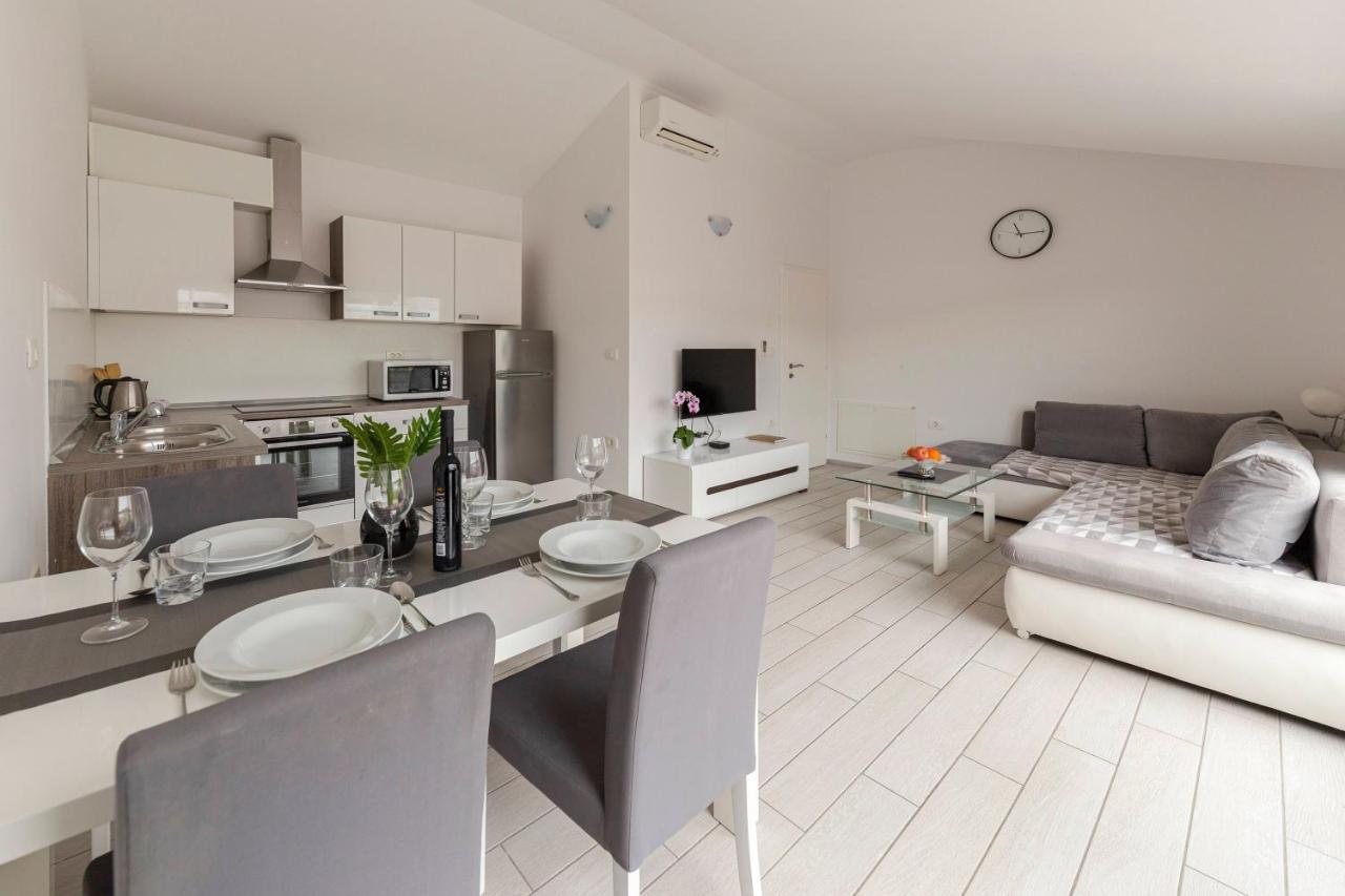 Apartments Era Izola Εξωτερικό φωτογραφία